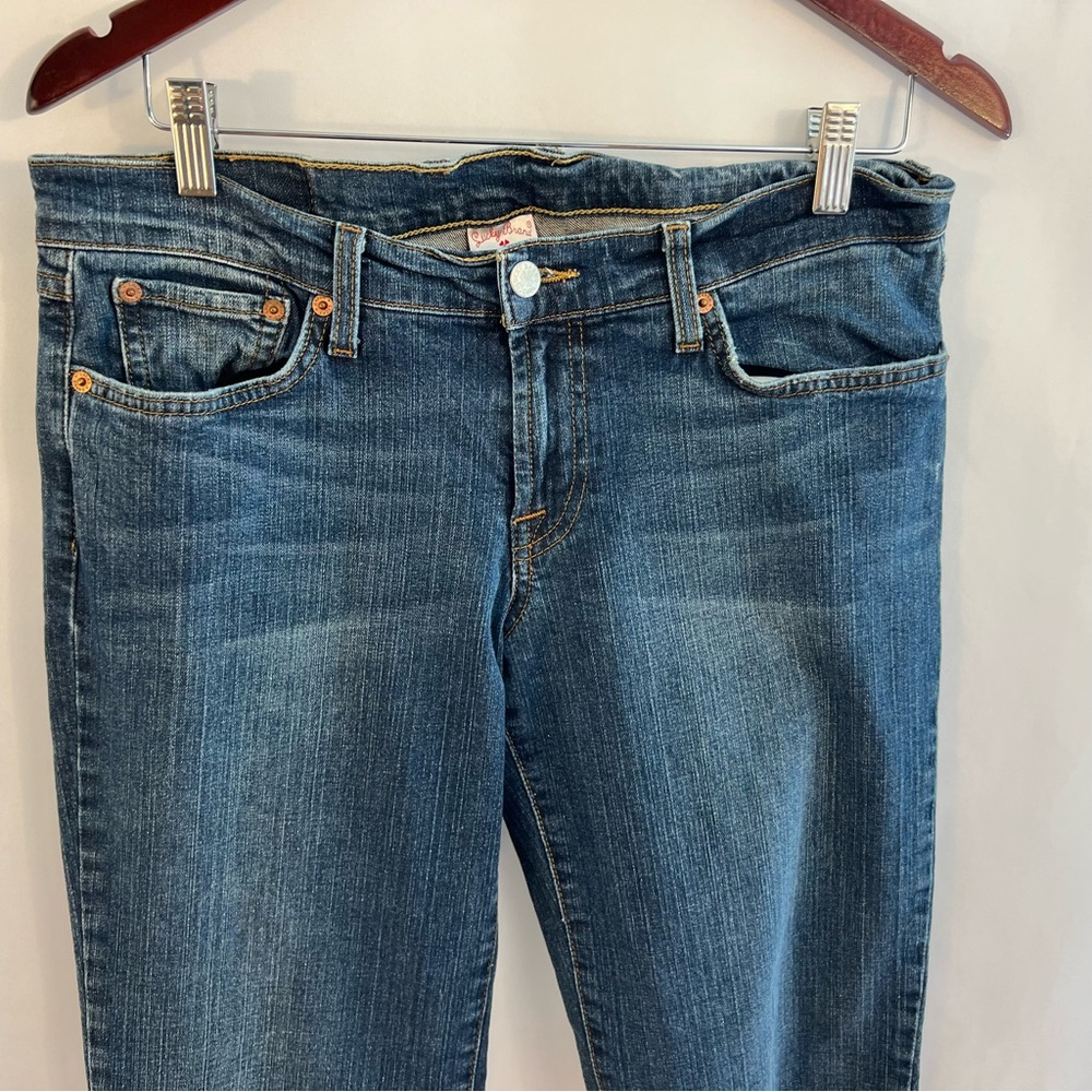 Lucky Brand Dungarees Jeans Mid Rise Flare Denim Women Jeans 10/30 Reg Dark Wash - Picture 2 of 6